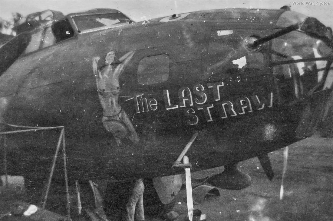 412432_(4)_B-17E_The_Last_Straw_43rd_BG_65th_BS_New_Guinea_1943